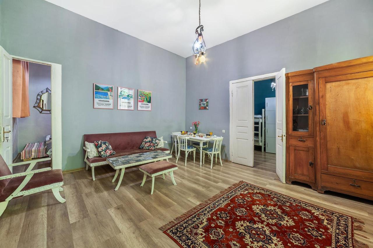 Hostel Indie Mindie Tbilisi Luaran gambar